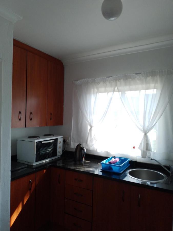 Anna Boeremeisie Guesthouse Бенони Екстериор снимка