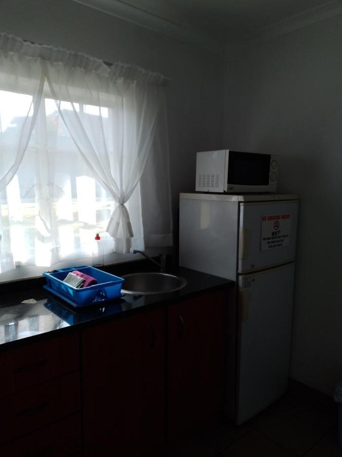 Anna Boeremeisie Guesthouse Бенони Екстериор снимка