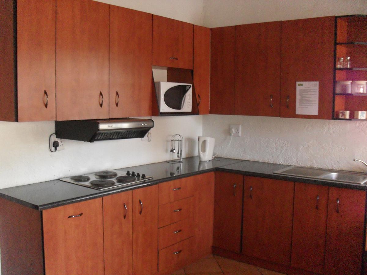 Anna Boeremeisie Guesthouse Бенони Екстериор снимка