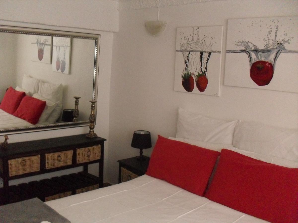 Anna Boeremeisie Guesthouse Бенони Екстериор снимка